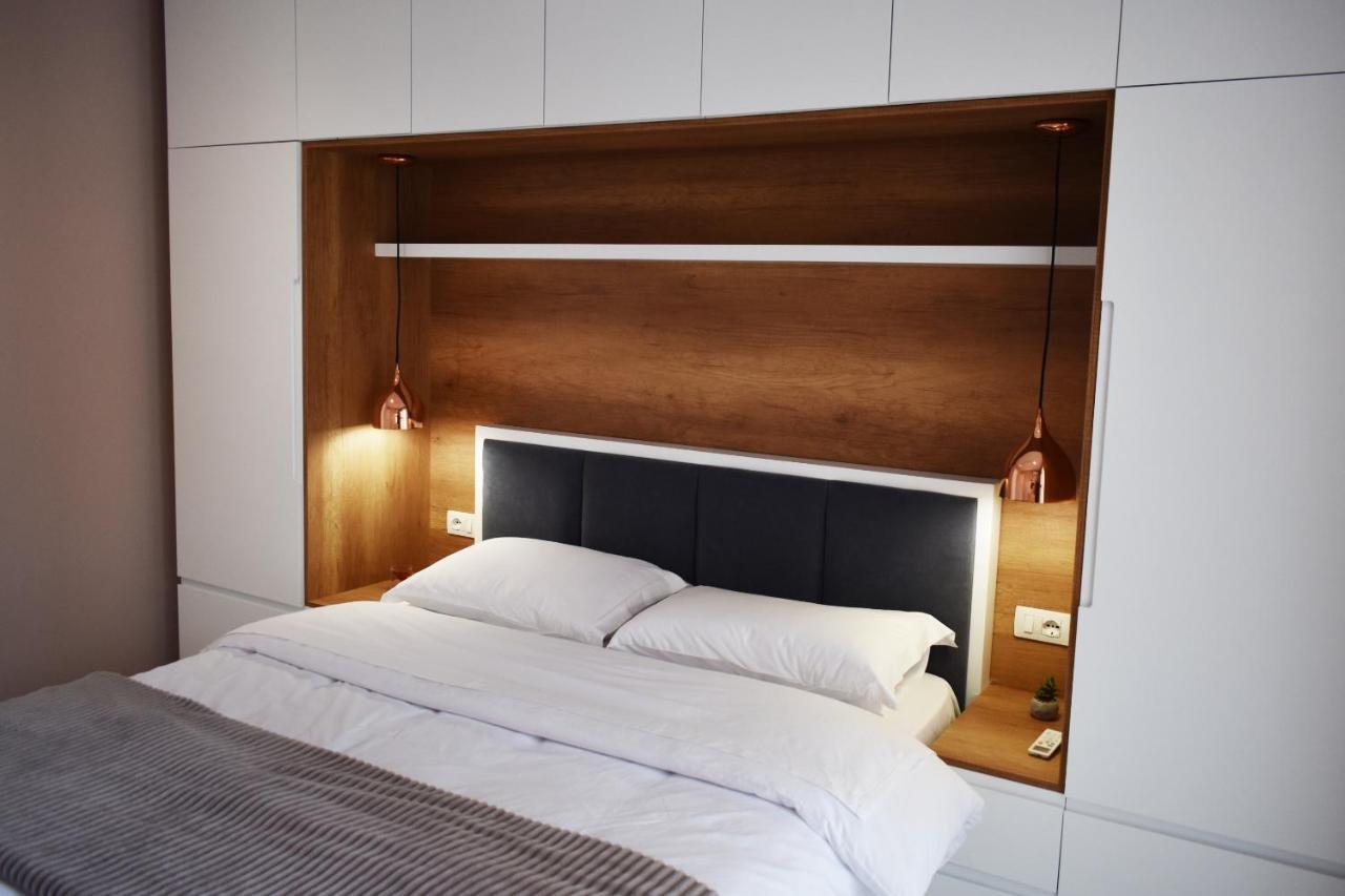 Vibrant Apartment Тирана Екстер'єр фото